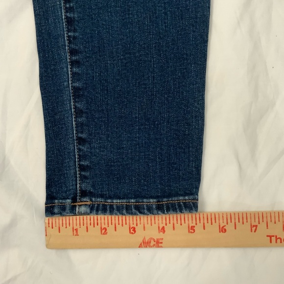 Ingrid & Isabel Maternity Ankle Jeans Stretch Side Panels Medium Wash 
32x28.5 - Picture 10 of 13